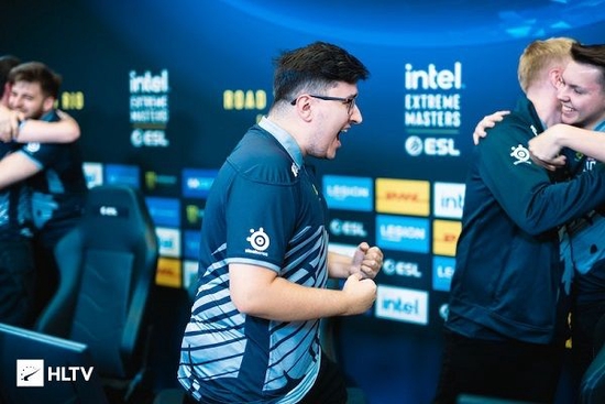 Ancient地图双狙战术回归，新战术风潮掀起游戏新体验