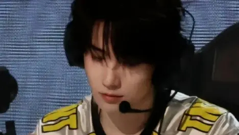 HLE豪取两连胜登顶小组头名，Viper厄斐琉斯完美KDAcarry全场-雷竞技官网